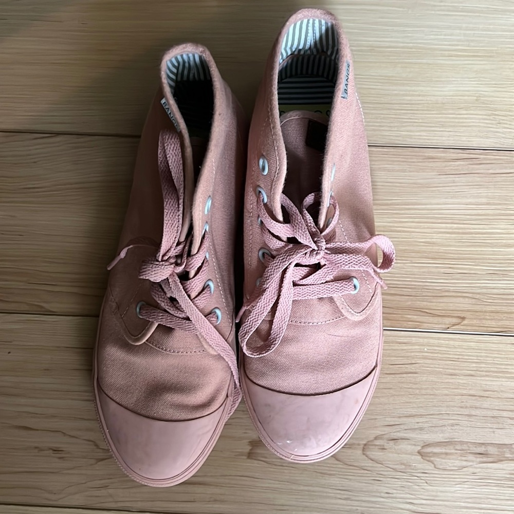 Bangs high tops